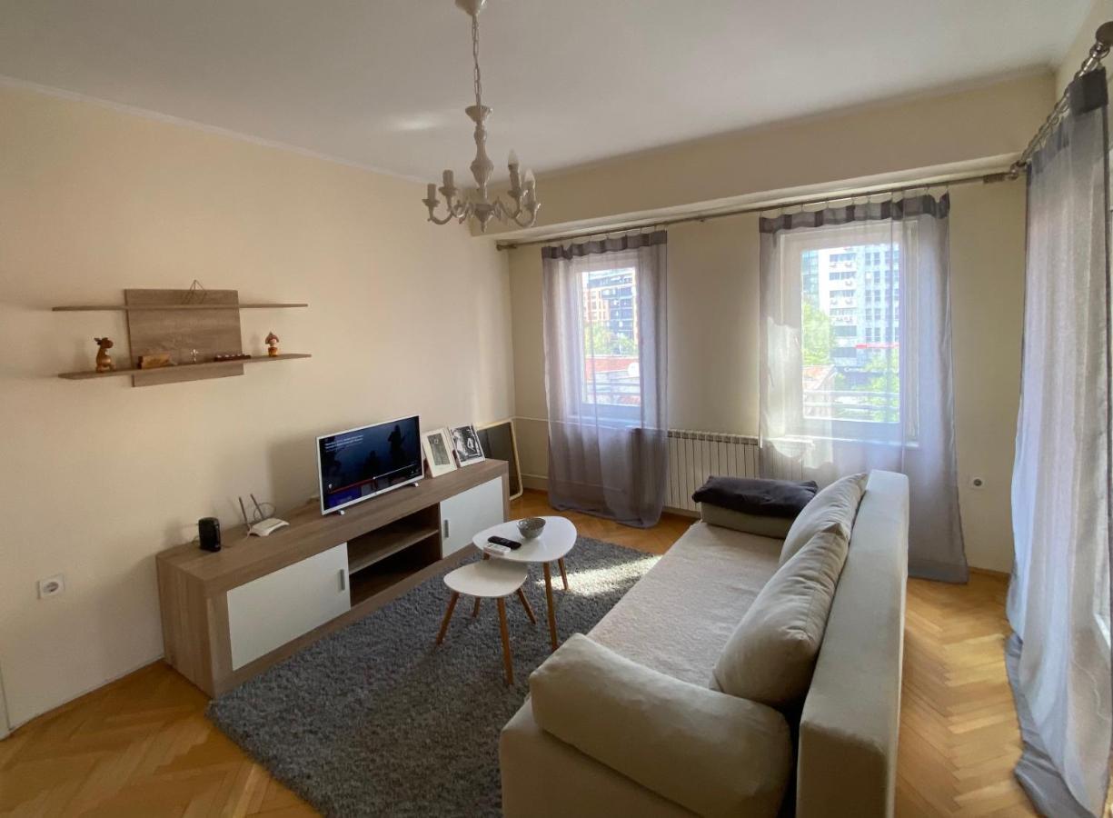 M&C Central Apartment Skopje Luaran gambar